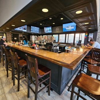 Poe's Tavern - Bar - Burgers Near Me - Savannah, Georgia
