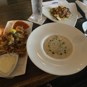Blu Pointe - Flash - Fried Calamari, New England Clam Chowder, Charcoal - Grilled Octopus - Seafood Near Me - Newburgh, New York