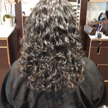 Capella Salon - My finished cut by Andrea - Hair Salons Near Me - Studio City, California Capella Salon - My finished cut by Andrea - Hair Salons Near Me - Studio City, California