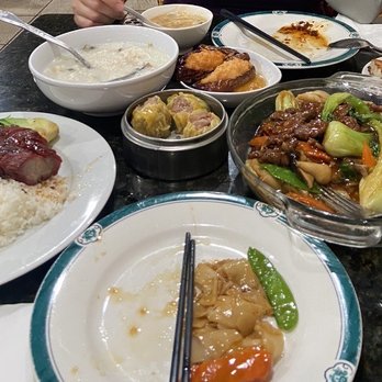 Ming's Bistro - 33. Beef Chow Fun with Sauce - Dim Sum Near Me - Orlando, Florida