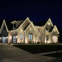 Kraus Remodeling - Holiday Decorating Services