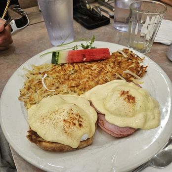 Peg's Glorified Ham N Eggs - Eggs Benedict - Breakfast & Brunch Near Me - Reno, Nevada Peg's Glorified Ham N Eggs - Eggs Benedict - Breakfast & Brunch Near Me - Reno, Nevada