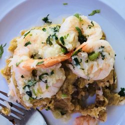 El Sazon de Doña Eva - Mashed Green Plantains with Shrimp // Mofongo de Camarón.