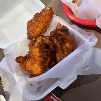 High Fives Bar & Grill - Cajun wings - Beer, Wine & Spirits Near Me - Columbia, South Carolina High Fives Bar & Grill - Cajun wings - Beer, Wine & Spirits Near Me - Columbia, South Carolina