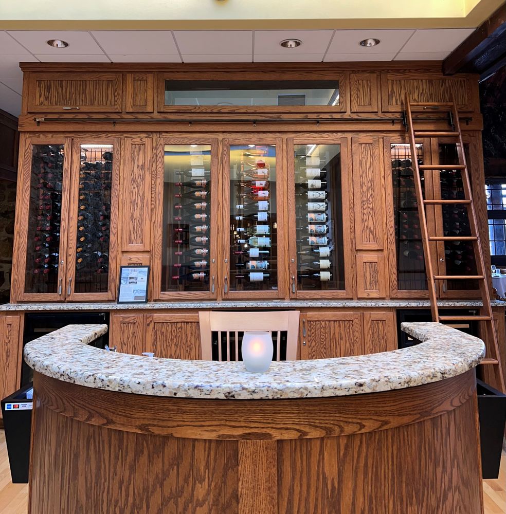 Social spots from Restaurant 1915 & Bar