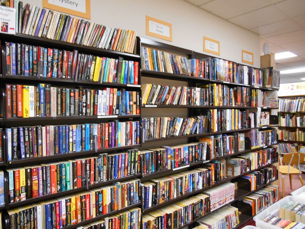 BOOKTIQUE Updated August 2024 10 Reviews 4 Monroe Pkwy, Lake