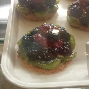 Amore Bakery and Cafe - Tarts - Gelato Near Me - Gretna, Louisiana