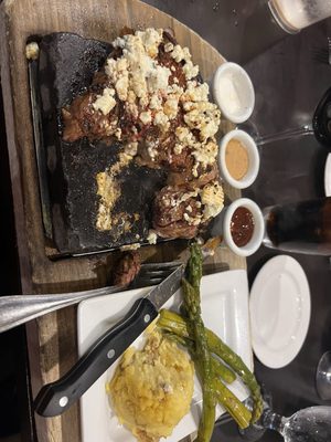 FireRock Grille by null