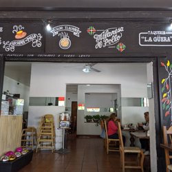 Taquería la Güera - Entrance to the inside area
