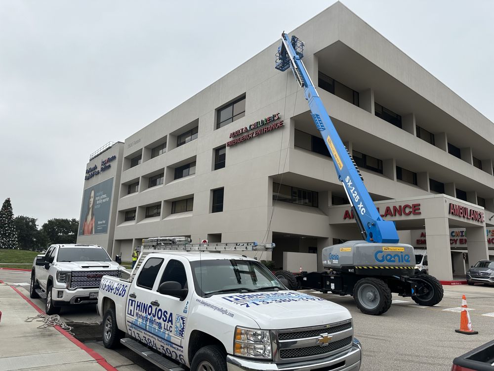 Slide of Hinojosa Waterproofing