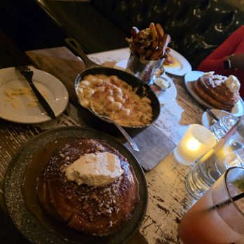 Tanner Smiths - Peach pancakes. Truffle mac. Strawberry lemonade. Truffle fries. - Cocktail Bars Near Me - New York, New York