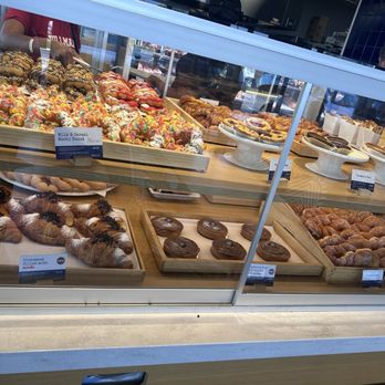 Paris Baguette - Coffee & Tea Near Me - Virginia Beach, Virginia