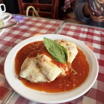 Sugo - chicken parm - Italian Near Me - Toronto, Ontario Sugo - chicken parm - Italian Near Me - Toronto, Ontario