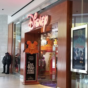 Block 37 - Shopping Centers Near Me - Chicago, Illinois