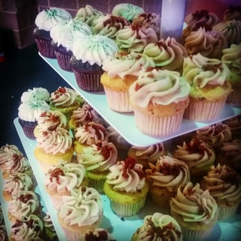 Beer and Bacon Classic - Cupcakes with bacon - Gigi's Cupcakes - Festivals Near Me - Indianapolis, Indiana Beer and Bacon Classic - Cupcakes with bacon - Gigi's Cupcakes - Festivals Near Me - Indianapolis, Indiana