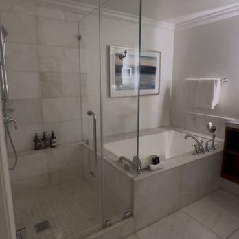 Grand Wailea, A Waldorf Astoria Resort - Big bathroom with Aesop toiletries - Hotels Near Me - Wailea, Hawaii
