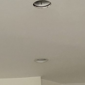 Speedy Electric - One light installed and the other about to be installed. - Electricians Near Me - Bonita Springs, Florida Speedy Electric - One light installed and the other about to be installed. - Electricians Near Me - Bonita Springs, Florida