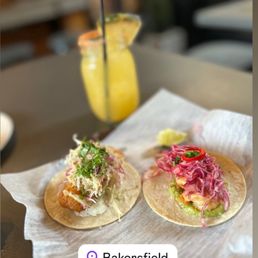 Fish taco , shrimp taco