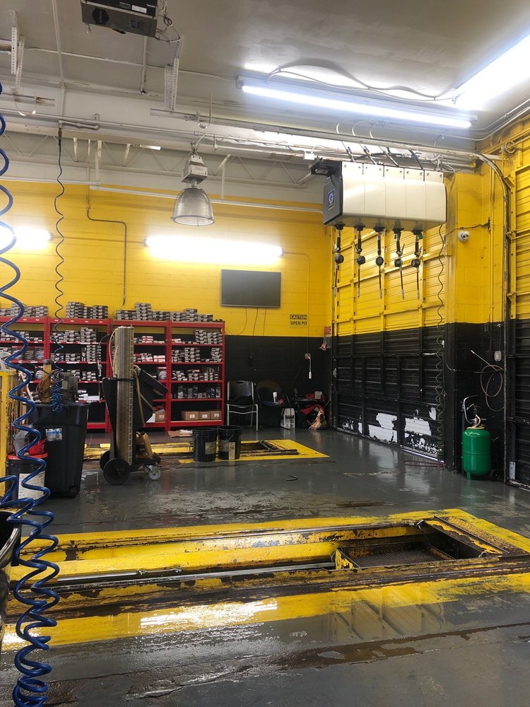 PENNZOIL 10 MINUTE OIL CHANGE Updated October 2024 18 Reviews