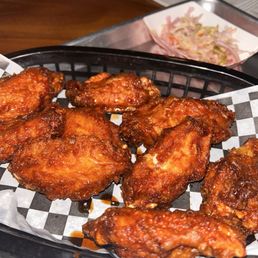 Soy garlic wings