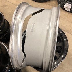 Ottawa Ave Auto Repair - Back driver side rim.