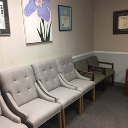 Perfect waiting room for eye dilation- calming and quaint!