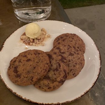 Ninety Acres - Chocolate chip cookies - New American Near Me - Peapack, New Jersey Ninety Acres - Chocolate chip cookies - New American Near Me - Peapack, New Jersey
