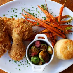 Bubby's Tribeca - Fried Chicken Meat and Three Dinner