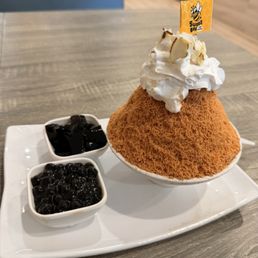 Thai Tea with Boba shaved ice Thai Tea with Boba shaved ice