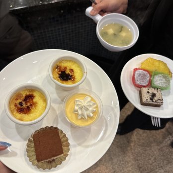 Vegas Seafood Buffet - Crème brûlée cups, Goji jello, tiramisu, mochis, cookies and crème cake, miso soup lol - Buffets Near Me - Glendale, California Vegas Seafood Buffet - Crème brûlée cups, Goji jello, tiramisu, mochis, cookies and crème cake, miso soup lol - Buffets Near Me - Glendale, California