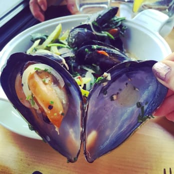 Radius - Lounges Near Me - Hamilton, Ontario