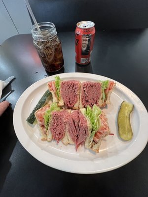 Val's Delicatessen by null