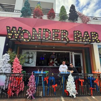 Wonder Bar - Bars Near Me - Austin, Texas