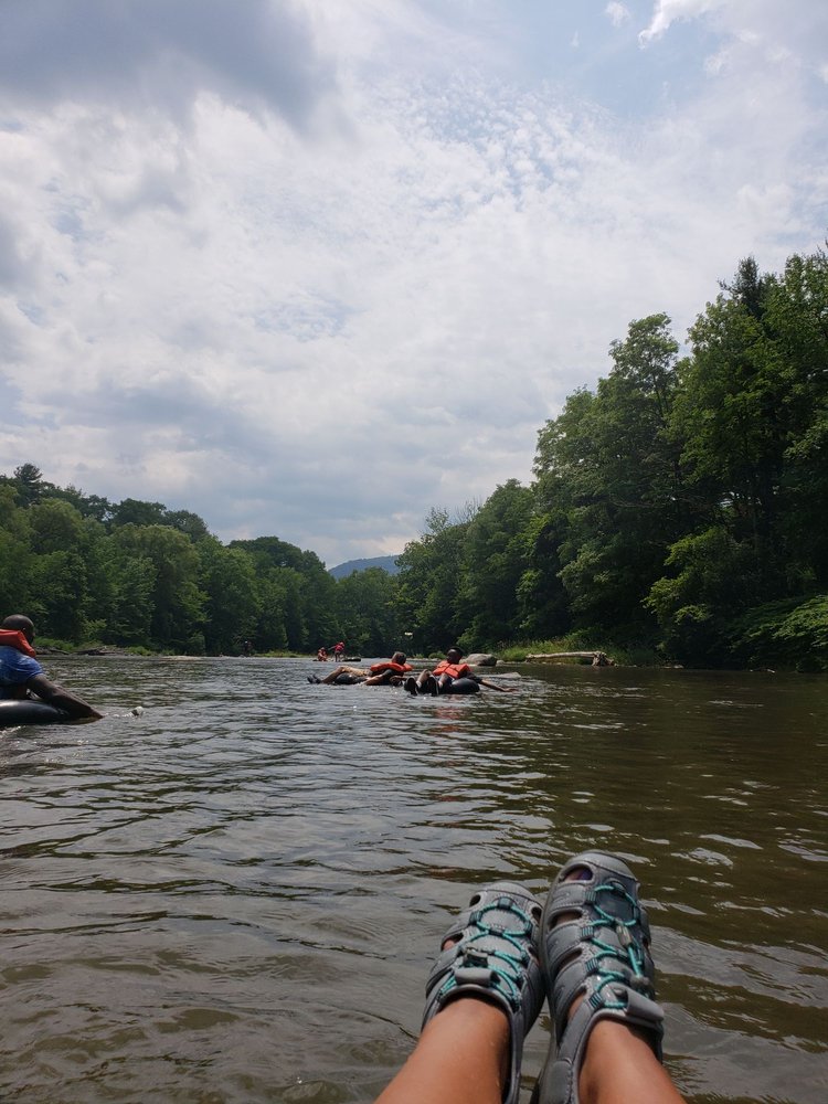 TOWN TINKER TUBE RENTAL CLOSED Updated July 2024 16 Photos & 89