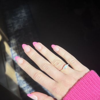 Creative Nails - French Tip Acrylics - Nail Salons Near Me - Santa Barbara, California