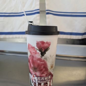 MoonTea - Lychee Milk Tea - Coffee & Tea Near Me - Sunnyvale, California MoonTea - Lychee Milk Tea - Coffee & Tea Near Me - Sunnyvale, California