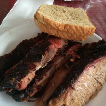 Sam's Bar-B-Que - Barbeque Near Me - Austin, Texas