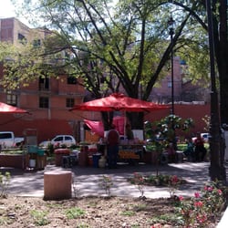 El Jaguar - Sobra dónde sentarse a comer