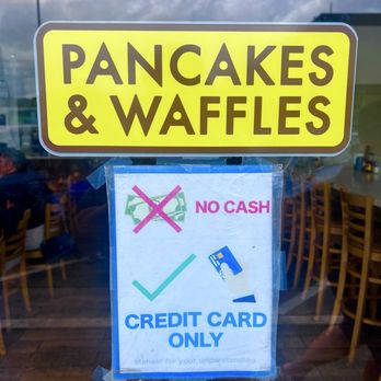 Pancakes & Waffles BLD Waimalu - NO CASH! (Cash Tips OK) Credit Card Only! - Breakfast & Brunch Near Me - Aiea, Hawaii