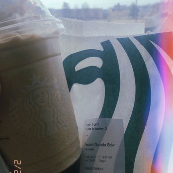 Starbucks - Bacon, Gouda, & Egg Breakfast Sandwich & Caramel frappe - Coffee & Tea Near Me - St. Louis, Missouri