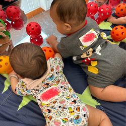 Gymboree Play & Music, Pearlridge - Crawlers class