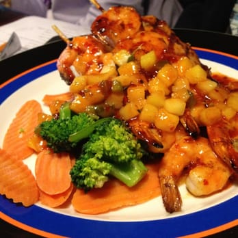 Dave & Buster's Ala Moana - Chicken and shrimp tsunami - Arcades Near Me - Honolulu, Hawaii Dave & Buster's Ala Moana - Chicken and shrimp tsunami - Arcades Near Me - Honolulu, Hawaii