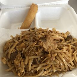 Combination L1. Pad Thai Lunch Special Delicious Combination L1. Pad Thai Lunch Special Delicious