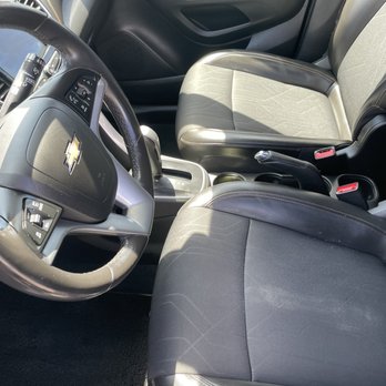 Xtreme Reflection Mobile Detailing - front two seats after detail - Auto Detailing Near Me