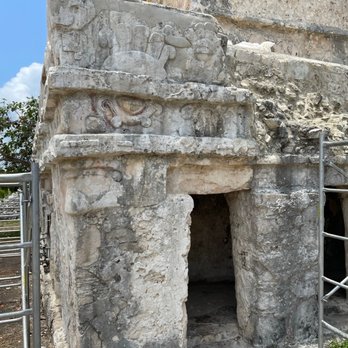 Zona Arqueológica de Tulum - Landmarks & Historical Buildings Near Me - Tulum, ROO