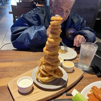 Yard House - Onion tower. one of our favorites - New American Near Me - Sacramento, California Yard House - Onion tower. one of our favorites - New American Near Me - Sacramento, California