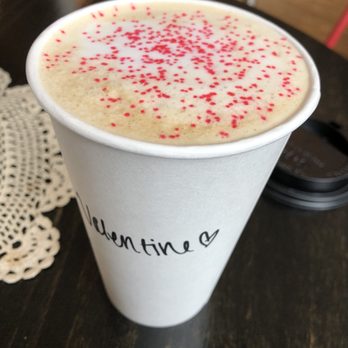 Richmond Cafe - White chocolate latte with raspberry - Cafes Near Me - Richmond, Illinois Richmond Cafe - White chocolate latte with raspberry - Cafes Near Me - Richmond, Illinois