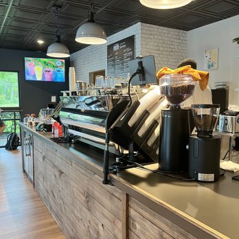 Pour Mike's Coffee House - Coffee & Tea Near Me - Saint Johns, Florida