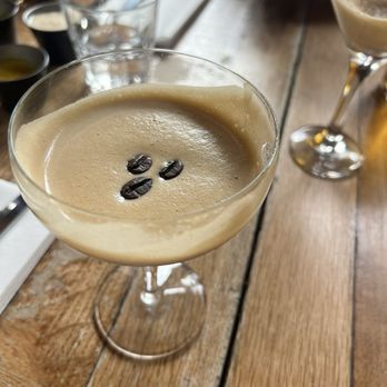 The Black Dog - Espresso martini - Pubs Near Me - London, XGL