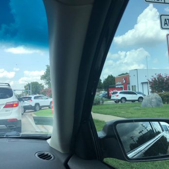 Jollibee - Jollibee line slightly better. - Chicken Shop Near Me - Plano, Texas
